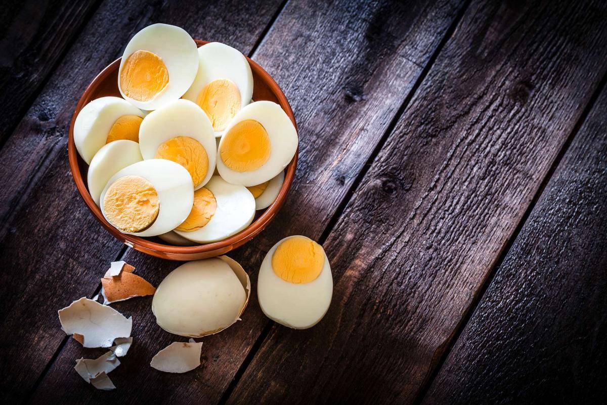 boiling eggs©iStock